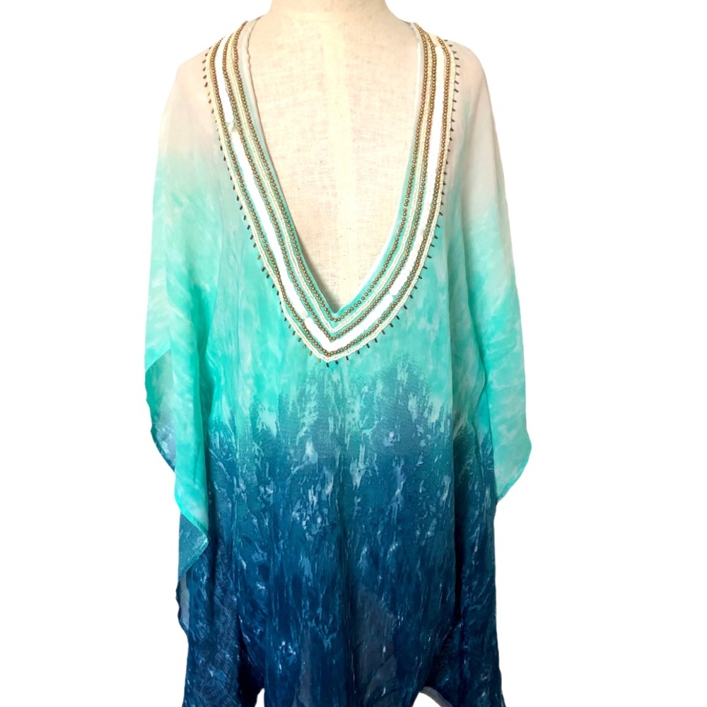 NWOT Atmosphere Cover Up
